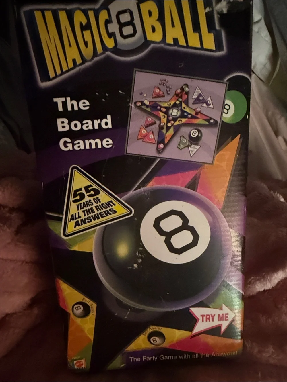 Magic eight ball board game